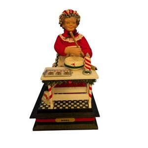 Christmas Mrs. Santa Claus Baking Cookies Holiday Creations. Musical Lighted Box